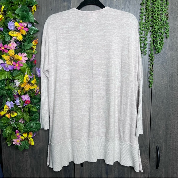 '🌼3/$30🌼Enough About Me.. Beige 3/4 Sleeve V Neck Pullover Sweater Size Large - Picture 12 of 16